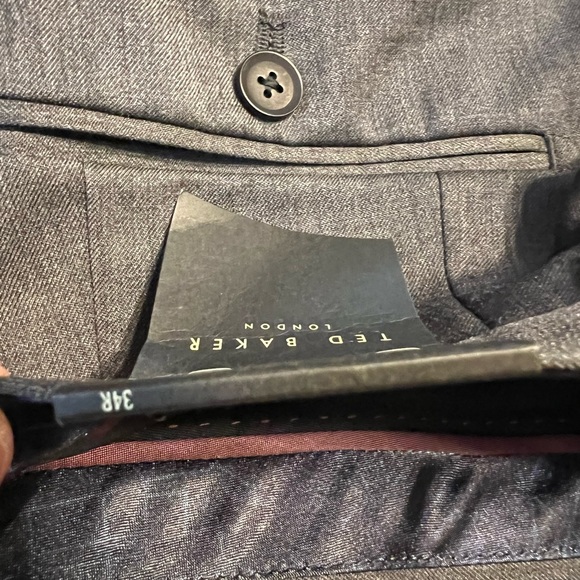 Men’s Ted Baker Suit - Picture 3 of 5